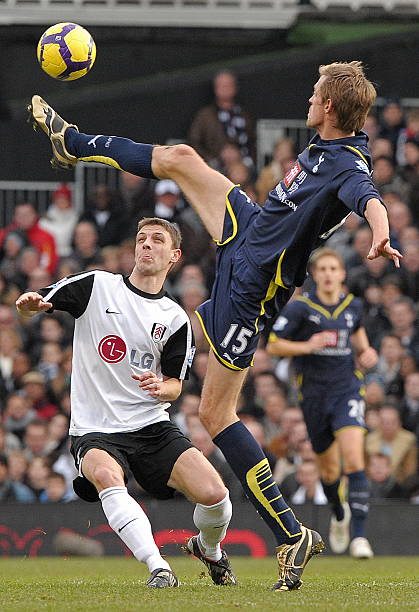 迫使勇士在 迫使勇士在