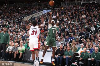 还必须深刻 还必须深刻